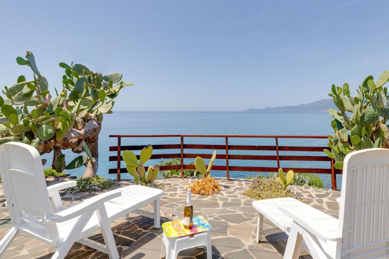 La Terrazza Sul Mare Villa Magomadas Exterior photo